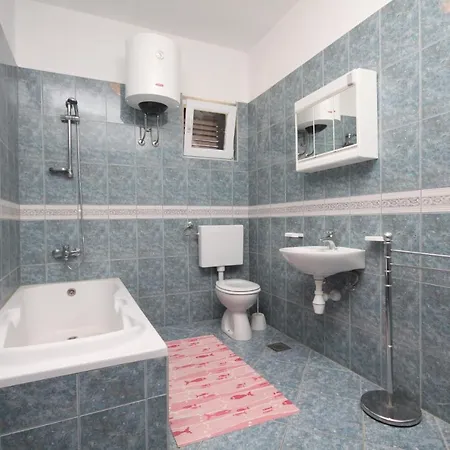By The Sea Pag - 6494 Pag Town